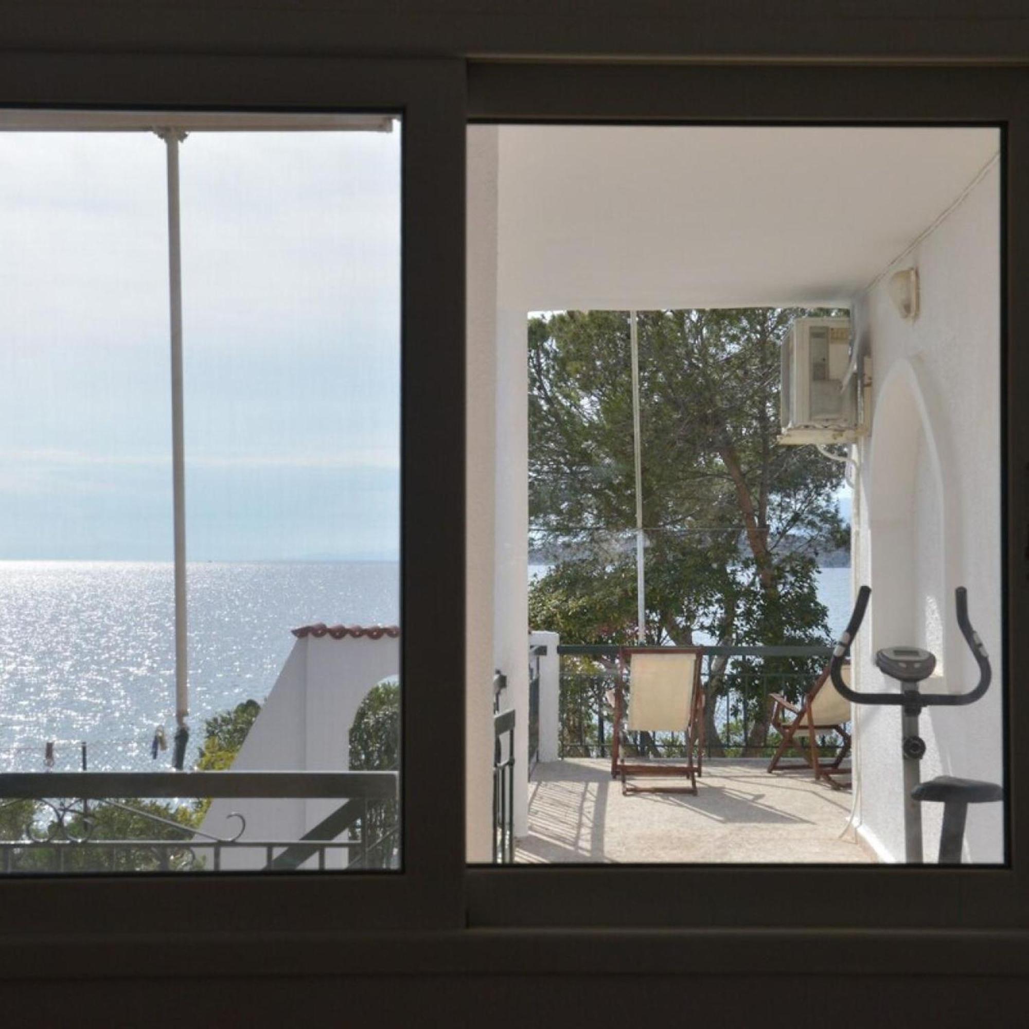 Salamis Beachfront House Zewnętrze zdjęcie